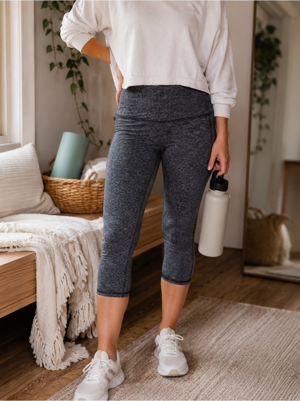 Athleta Black Marled Athletic Cropped Capri Pull On Legging Tights Size Small
